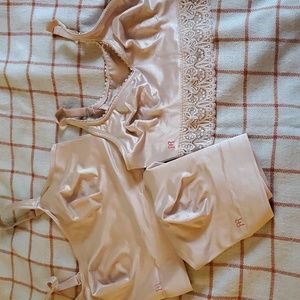 RUBY RIBBON 🎀 SIZE 34 (BUNDLE OF 3)